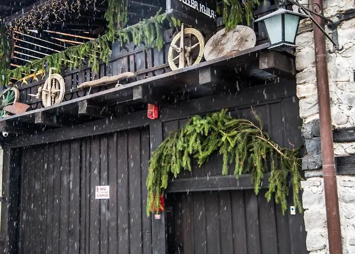 Banskovilla Zlateva House בית הארחה