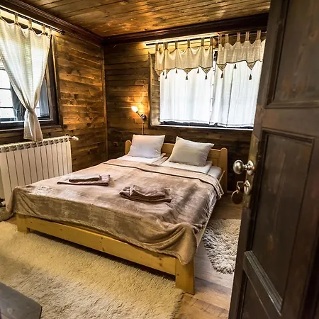 Gasthuis Banskovilla Zlateva House