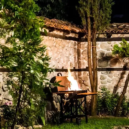 Banskovilla Zlateva House Гостьовий будинок 3*