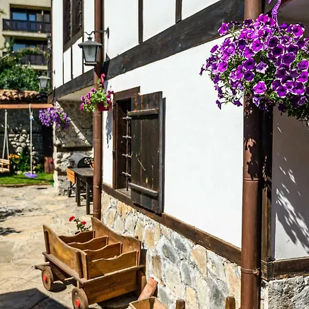 Banskovilla Zlateva House Гостьовий будинок Бансько